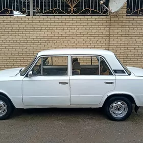 Lada 2104 1983