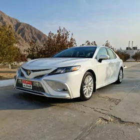 Toyota Camry 2022