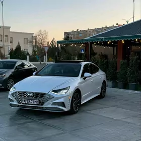 Hyundai Sonata 2021