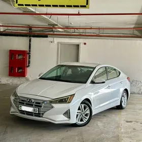 Hyundai Elantra 2019