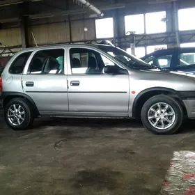 Opel Vita 1995