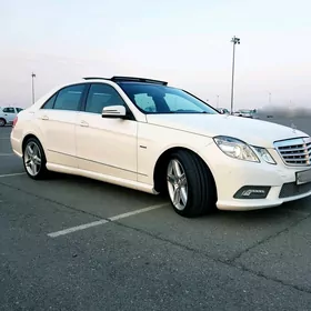 Mercedes-Benz E350 2011