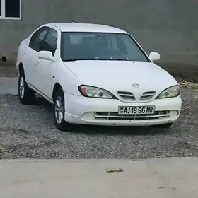 Nissan Primera 2001