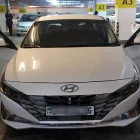 Hyundai Elantra 2021