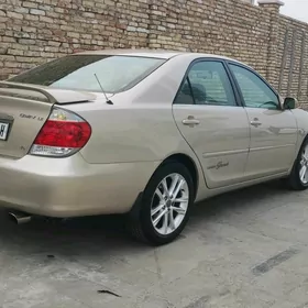 Toyota Camry 2005