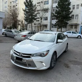 Toyota Camry 2015