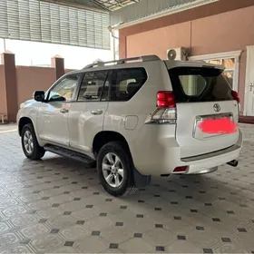 Toyota Land Cruiser Prado 2012