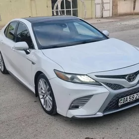 Toyota Camry 2018