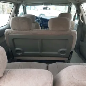 Toyota Sienna 2000