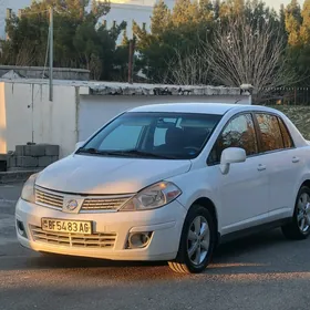 Nissan Versa 2010