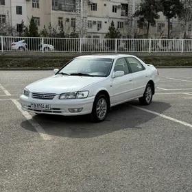 Toyota Camry 2001