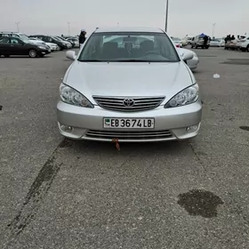 Toyota Camry 2005