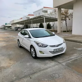 Hyundai Elantra 2012