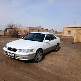 Toyota Camry 2000