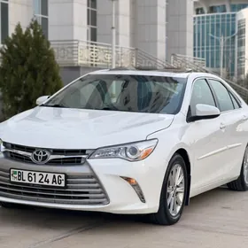 Toyota Camry 2017