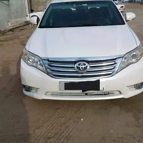 Toyota Avalon 2011