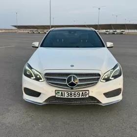 Mercedes-Benz E300 2013