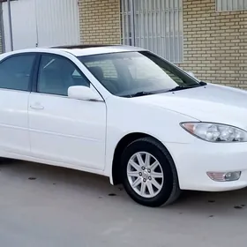 Toyota Camry 2004