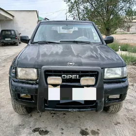 Opel Frontera 2000