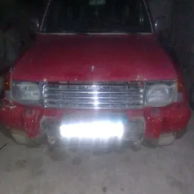 Mitsubishi Pajero 1997