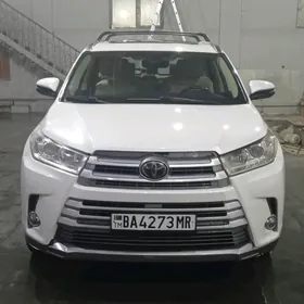 Toyota Highlander 2019