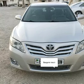 Toyota Camry 2010