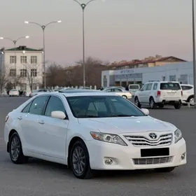 Toyota Camry 2010