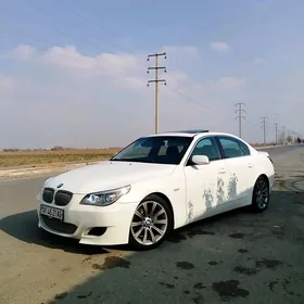 BMW E60 2004