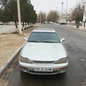 Toyota Camry 1992