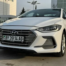 Hyundai Elantra 2018