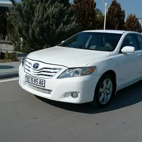 Toyota Camry 2010