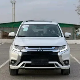 Mitsubishi Outlander 2022