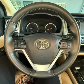 Toyota Highlander 2019