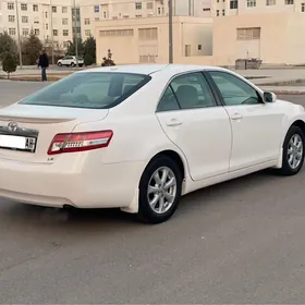 Toyota Camry 2010