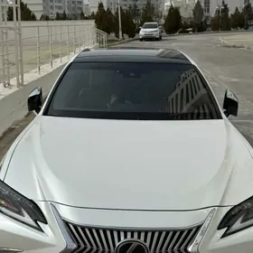 Lexus ES 350 2019