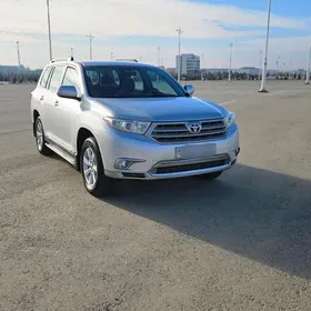 Toyota Highlander 2013