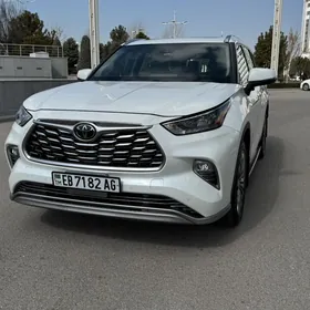 Toyota Highlander 2020