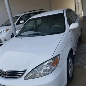 Toyota Camry 2004