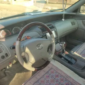 Toyota Avalon 2002