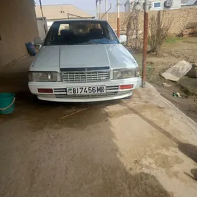 Mitsubishi Galant 1989