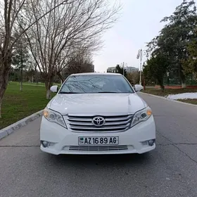 Toyota Avalon 2011