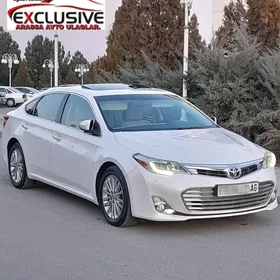 Toyota Avalon 2013