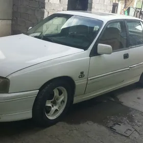 Opel Senator 1993