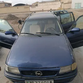 Opel Astra 1998