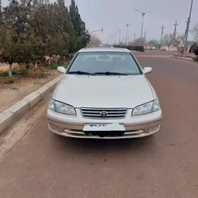 Toyota Camry 1997