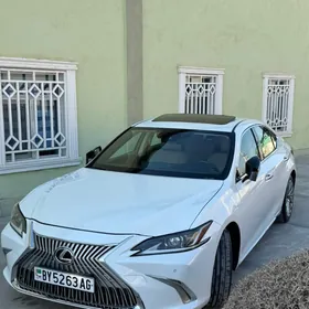 Lexus ES 350 2020