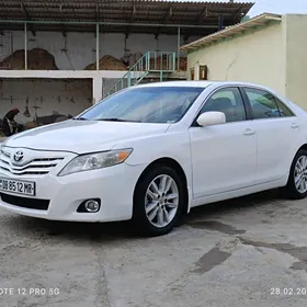 Toyota Camry 2010