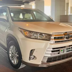 Toyota Highlander 2017