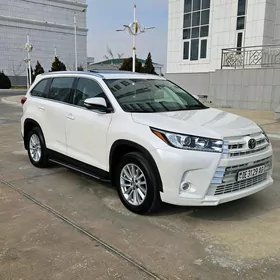 Toyota Highlander 2019