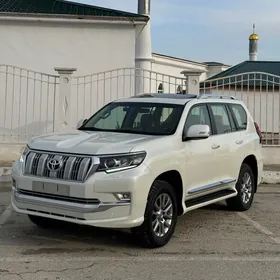 Toyota Land Cruiser Prado 2021